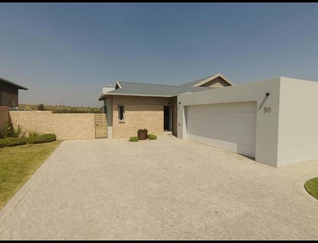 3 BEDROOM HOUSE FOR SALE IN HANSMOESKRAAL